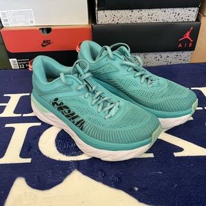 Hoka Bondi 7 size 8W